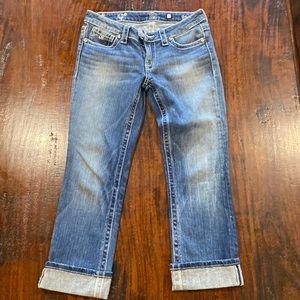 D9 women’s size 27, Capri, low rise jeans